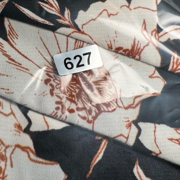 Top - Picture 10 of 10